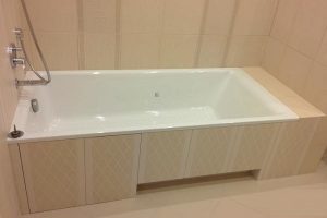 Установка акриловой ванны в Сысерти
